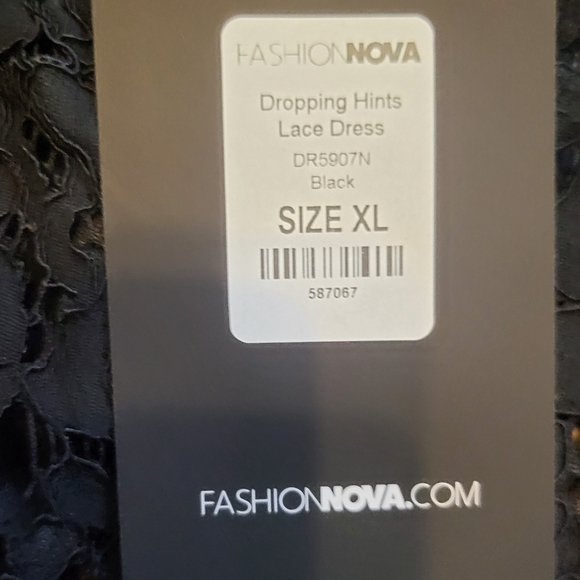 💜💜 Dropping Hints Lace Dress 💜💜 - Picture 4 of 4